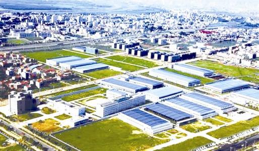 2016年，襄陽高新區(qū)營收突破3000億大關