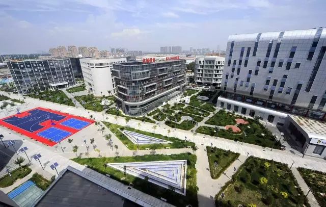 銀川經開區打造全新“雙創”生態圈銀川經濟技術開發區構建公共服務平臺、空