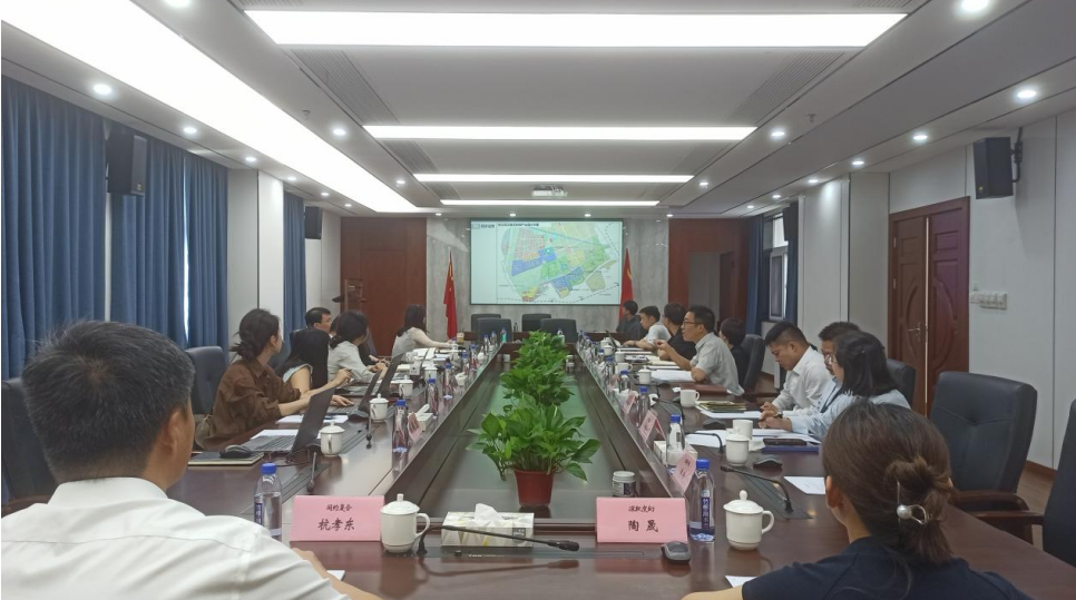 打開未來之門:新型工業化的松江實踐——我院赴上海市松江區調研新型工業化示范區